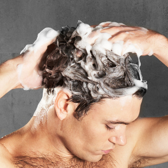 Shampooing volumateur Nanogen homme cheveux fins